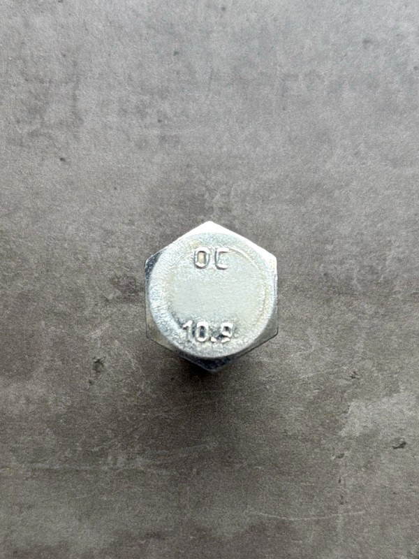 Болт М20х45х1,5 853050 на ушко рессоры (Белебей)