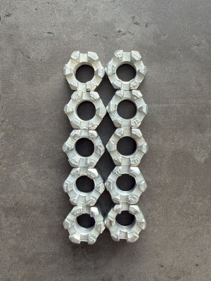 Гайка М12х1,5 корончатая