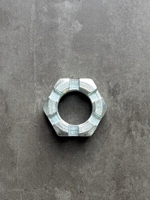 Гайка корончатая, прорезная низкая М27х1,5 ГОСТ 5919-73, покрытие цинк