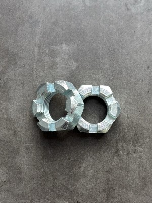 Гайка корончатая, прорезная низкая М27х1,5 ГОСТ 5919-73, покрытие цинк