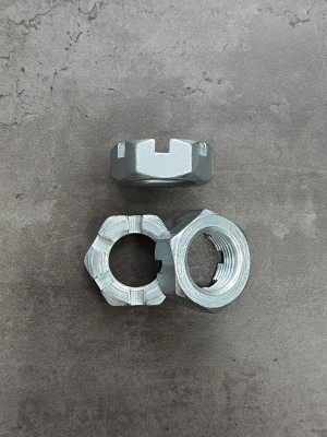 Гайка корончатая, прорезная низкая М27х2 DIN 937