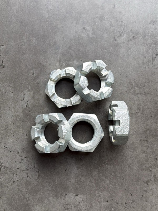 Гайка корончатая, прорезная низкая М30х2 ГОСТ 5919-73, класс прочности 8, покрытие цинк