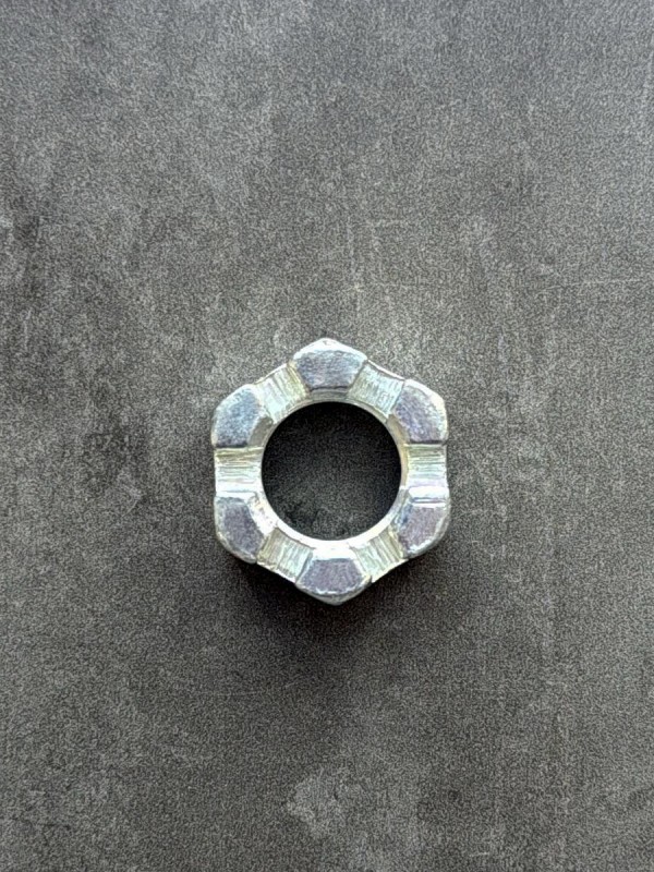 Гайка корончатая, прорезная низкая М20 ГОСТ 5919-73 класс прочности 10