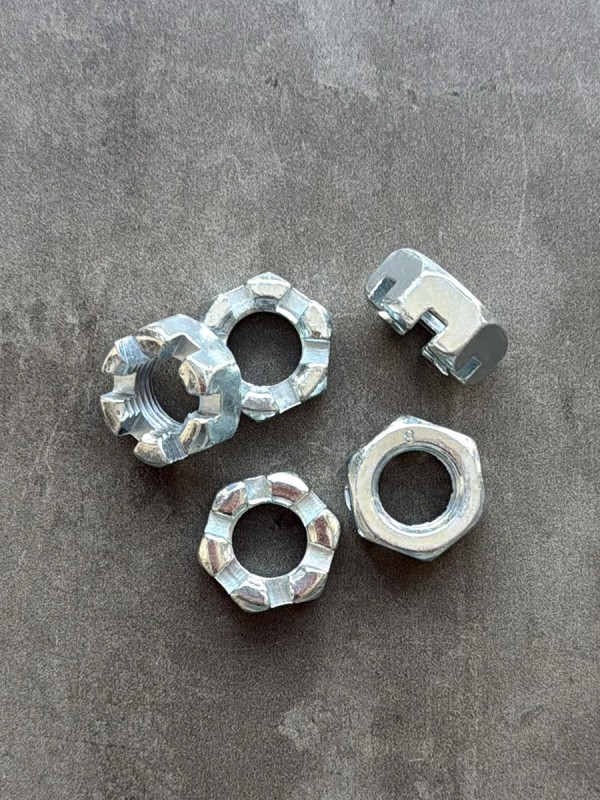 Гайка корончатая, прорезная низкая М16х1,5 ГОСТ 5919-73, класс прочности 8, покрытие цинк