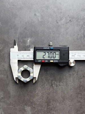 Гайка корончатая, прорезная низкая М18х1,5 ГОСТ 5933-73 класс прочности 8