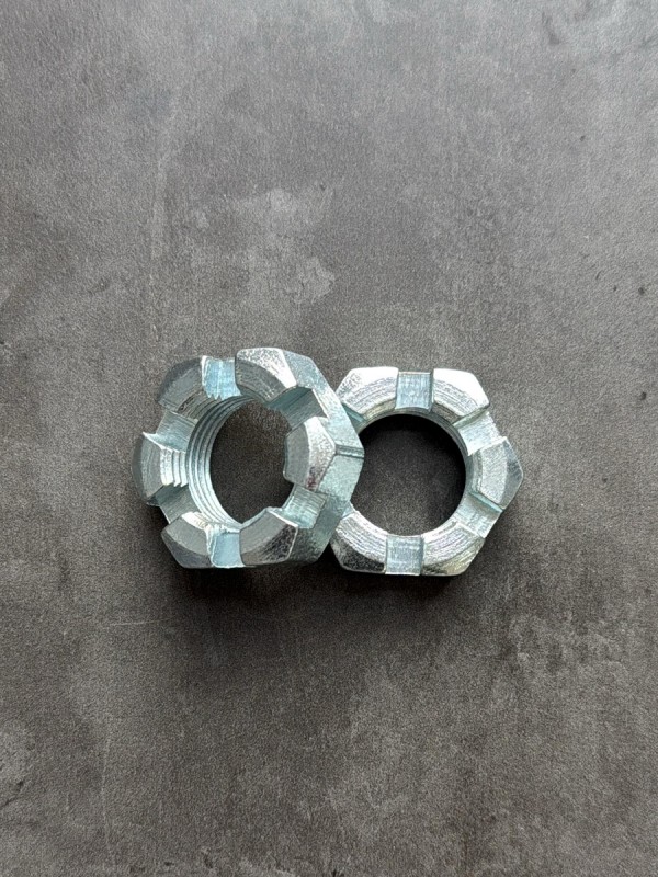 Гайка корончатая, прорезная низкая М27 ГОСТ 5933-73 класс прочности 10